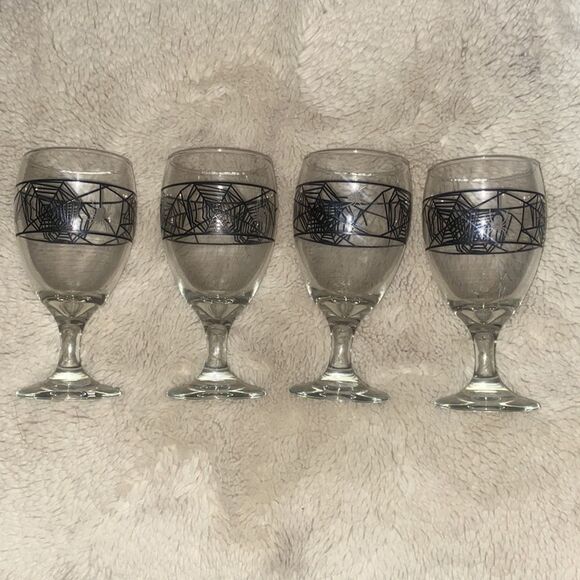 Set of Four Spider Web 🕷🕸Glasses! - Picture 1 of 9